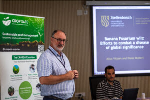 Altus Viljoen presenting at the CROPSAFE IPM seminar