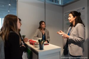 Bioeconomy conversations with visitors to the CROPSAFE stand